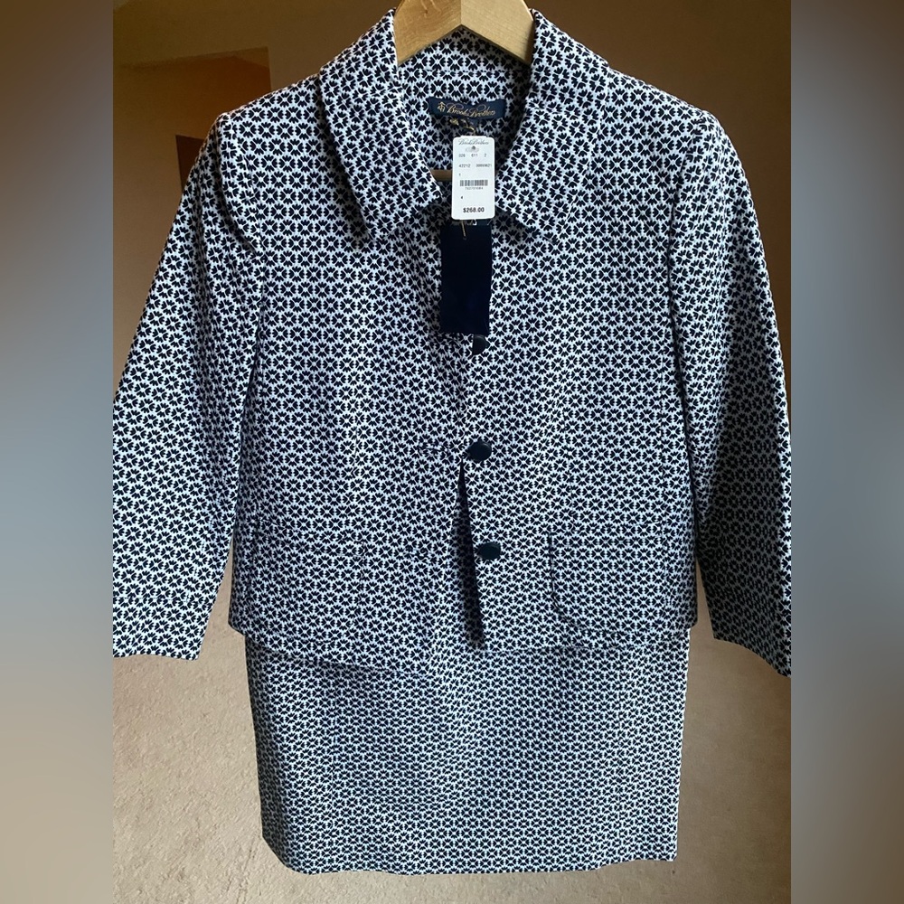 NWT Brooks Brothers Skirt Suit - Sz 4